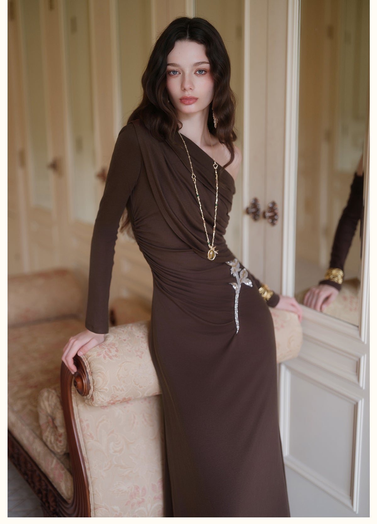 SHEERLUCK SLLYQ26709 Rosette Slim-Fit Asymmetric Off-Shoulder Dress-Mocha Brown