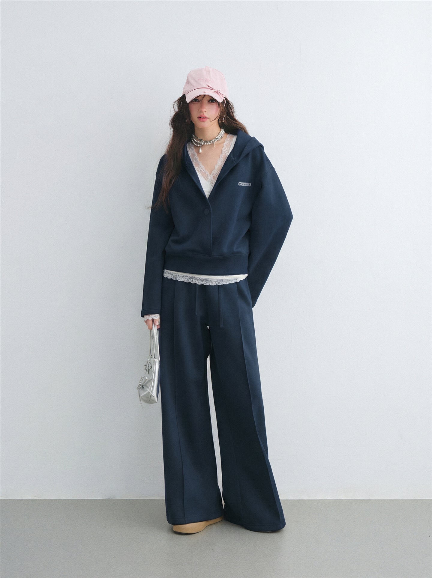 AsGony ASG26038&amp;ASG26039 V-neck cross lace patchwork vest hoodie + pants