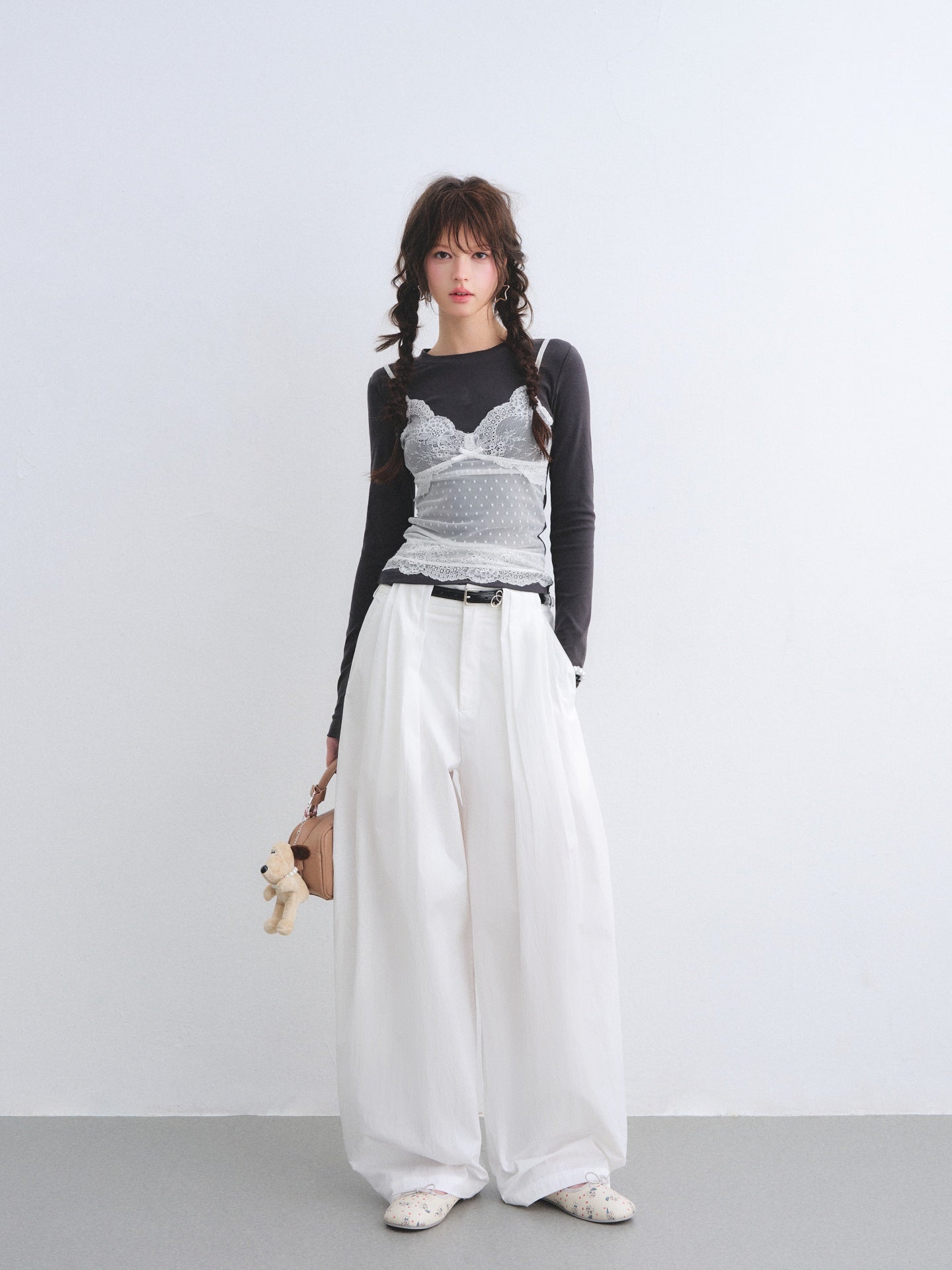 AsGony ASG26013 Fake two lace patchwork long sleeved base T-shirt
