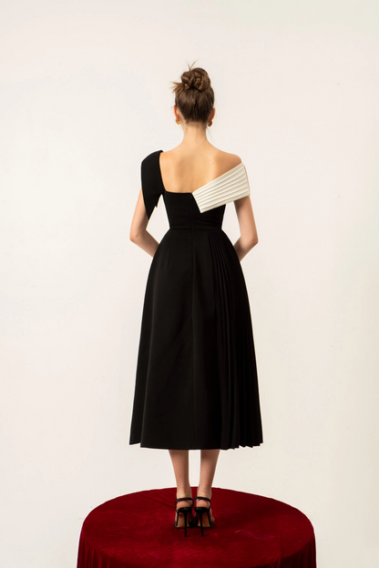 CICI Hattie Off-shoulder Midi Dress