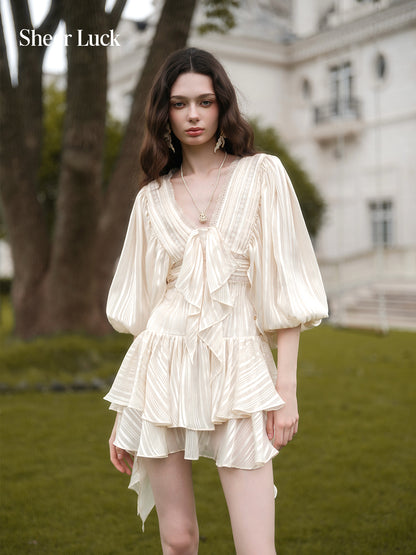 SHEERLUCK SLLYQ26702 Wing V-Neck Batwing Sleeve Dress-Creamy Apricot