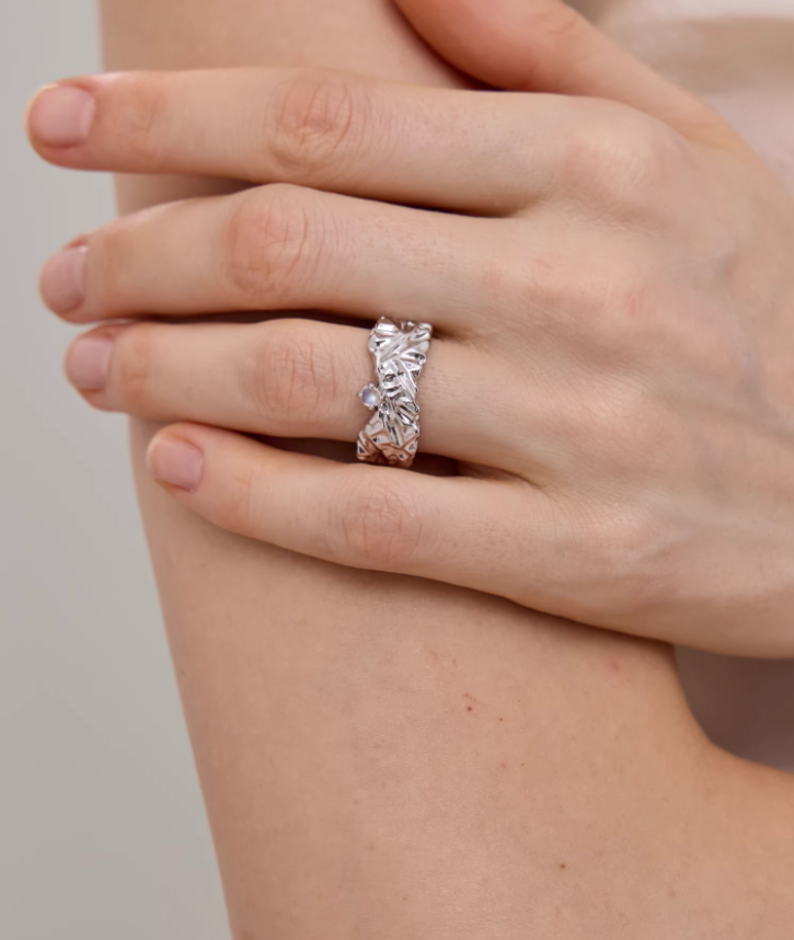 ARSIS Flowing light star ring