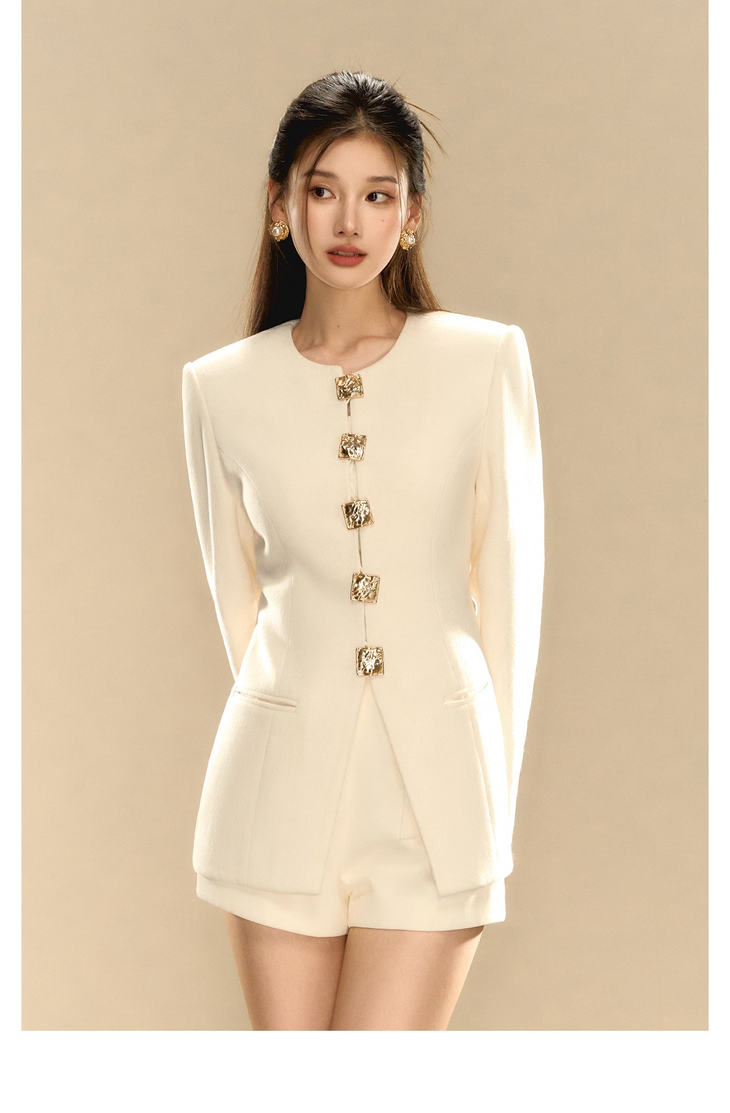 OShea 4D01Q879 Golden Button White Blazer