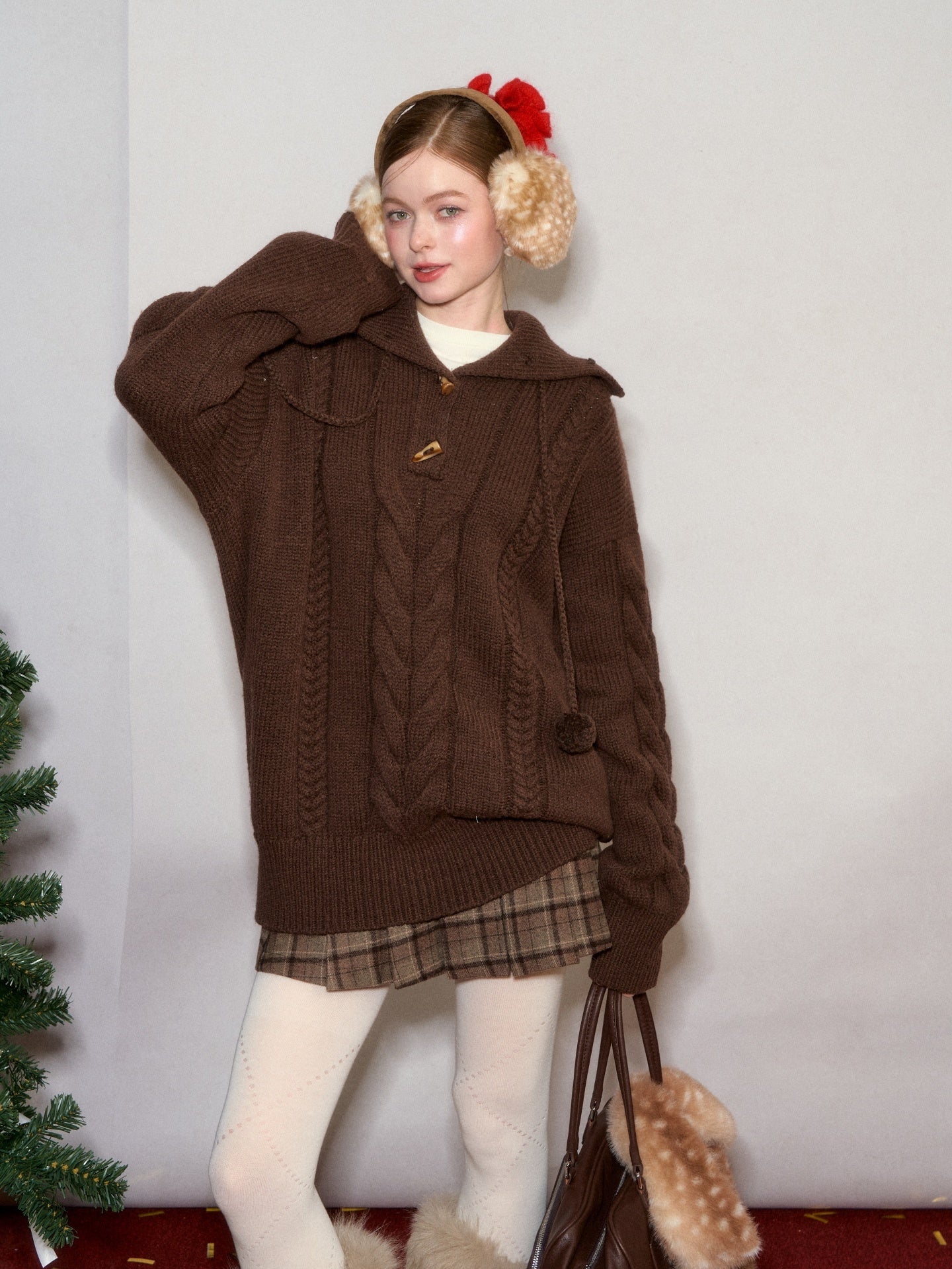 AsGony ASG25633 Warm and cute deer scarf and earmuffs