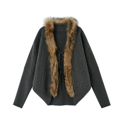 SOMESOWE S2508285 Strap bat sleeve fur collar sweater