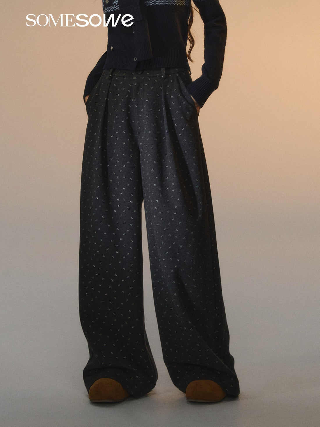 SOMESOWE S2508262 Printed butterfly tie woolen trousers