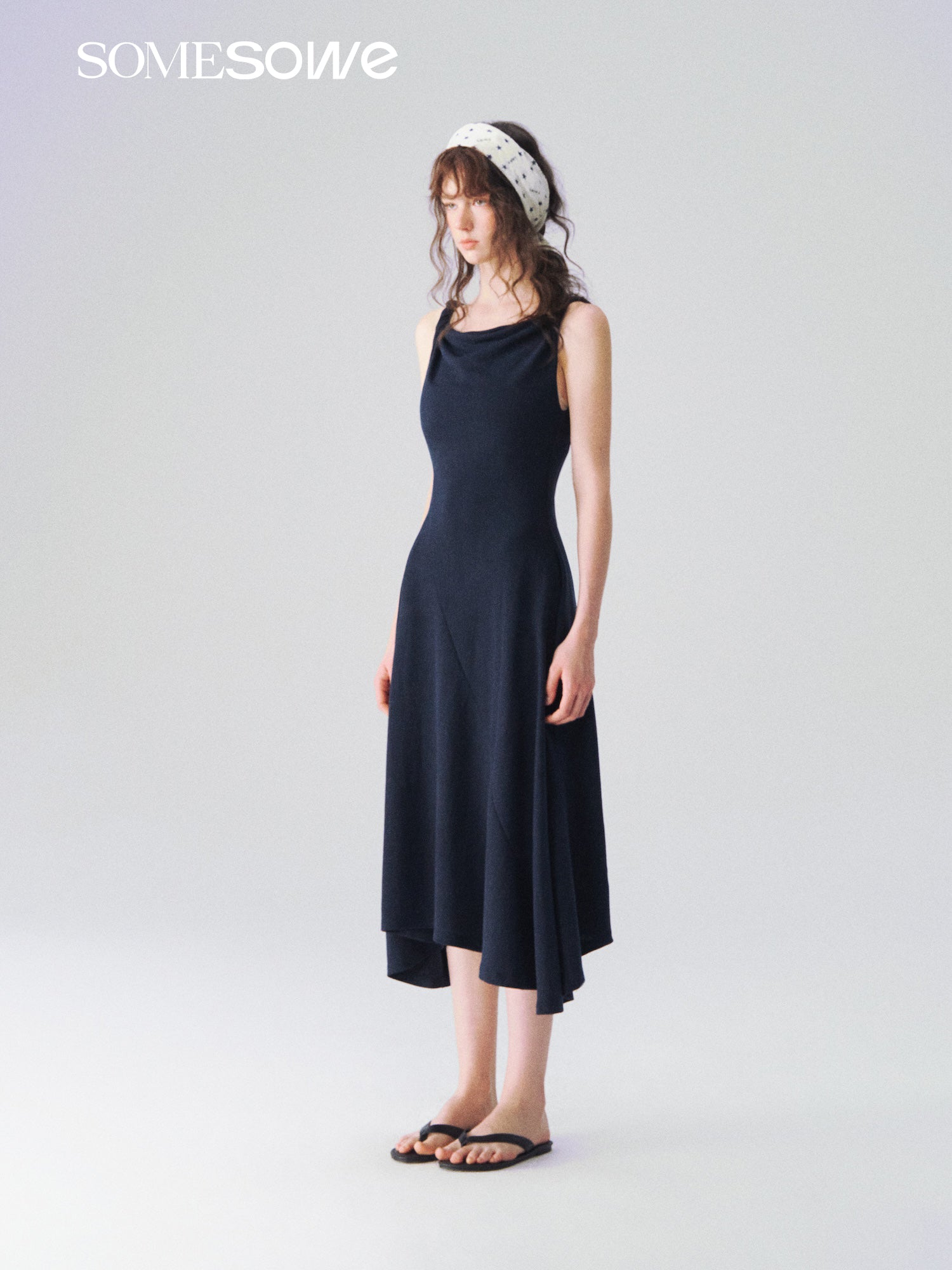 SOMESOWE S2609105 Twisted shoulder strap knit dress