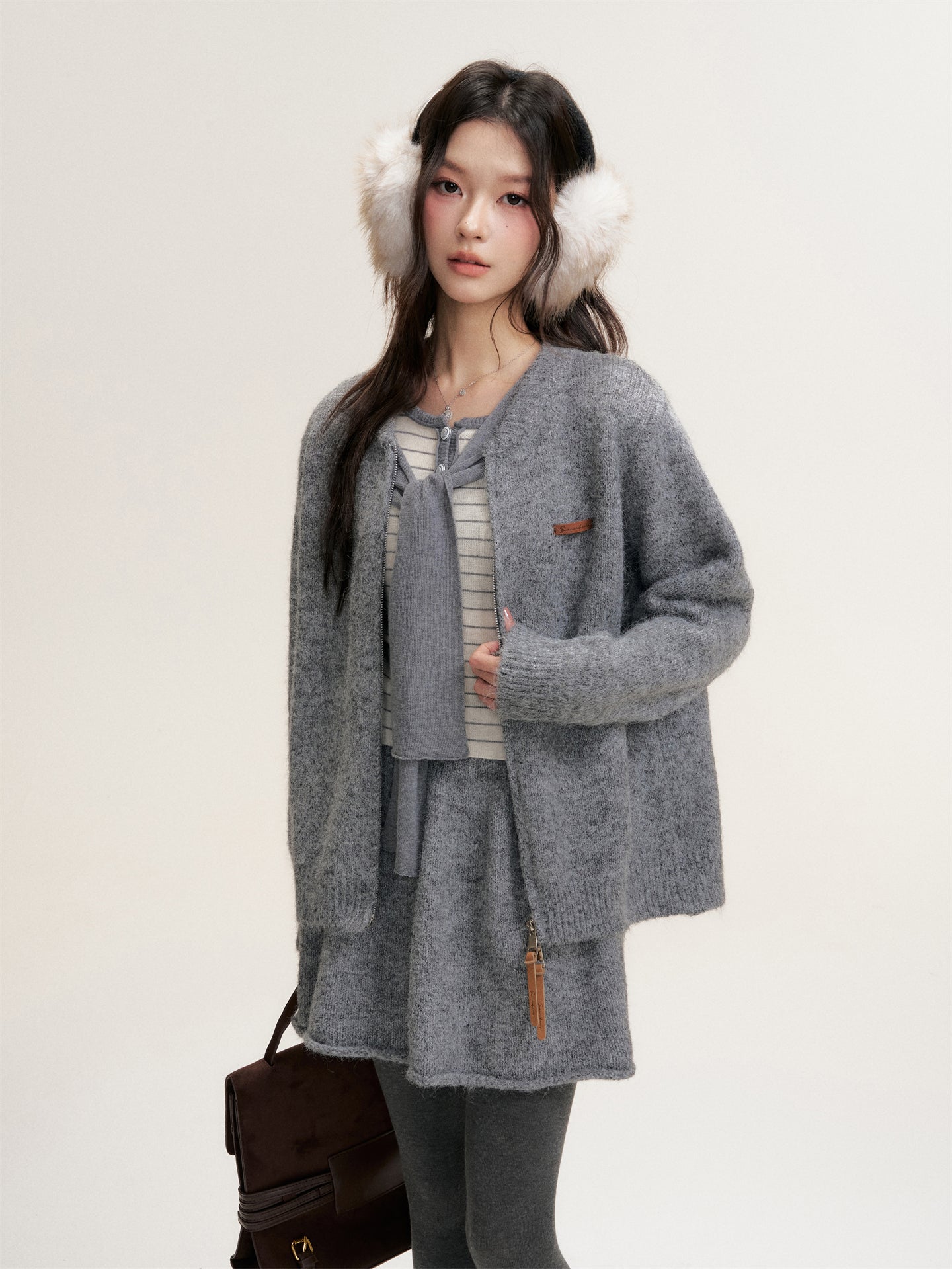 16DEWS 16D25451 Casual knitted sweater + skirt set