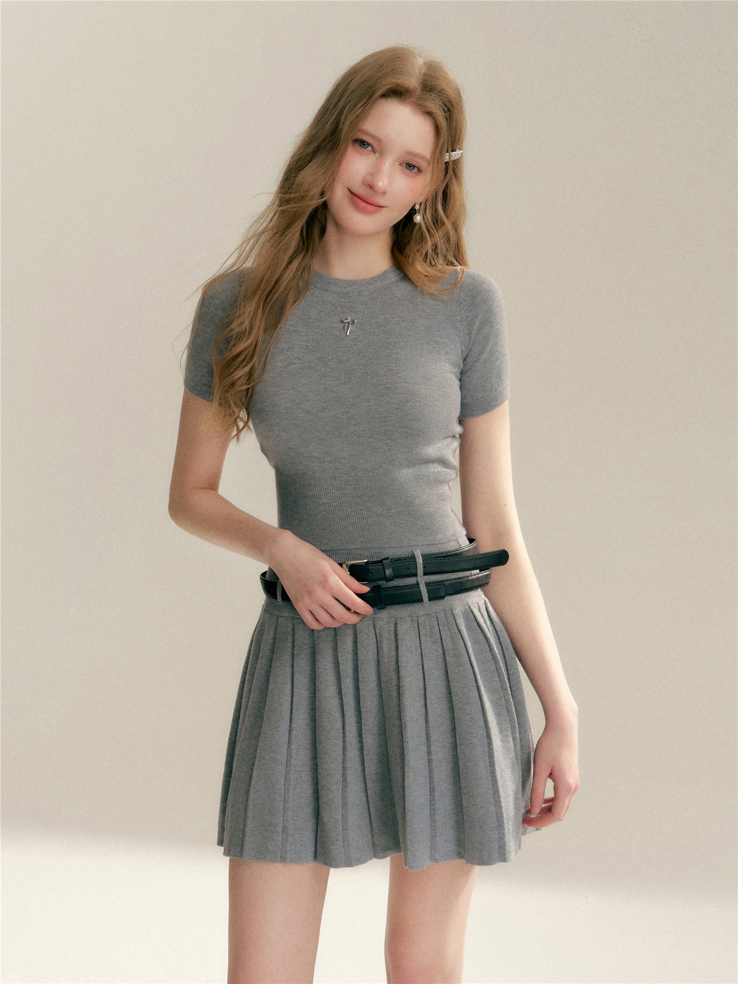 16DEWS 16D246076 Preppy style knitted suit