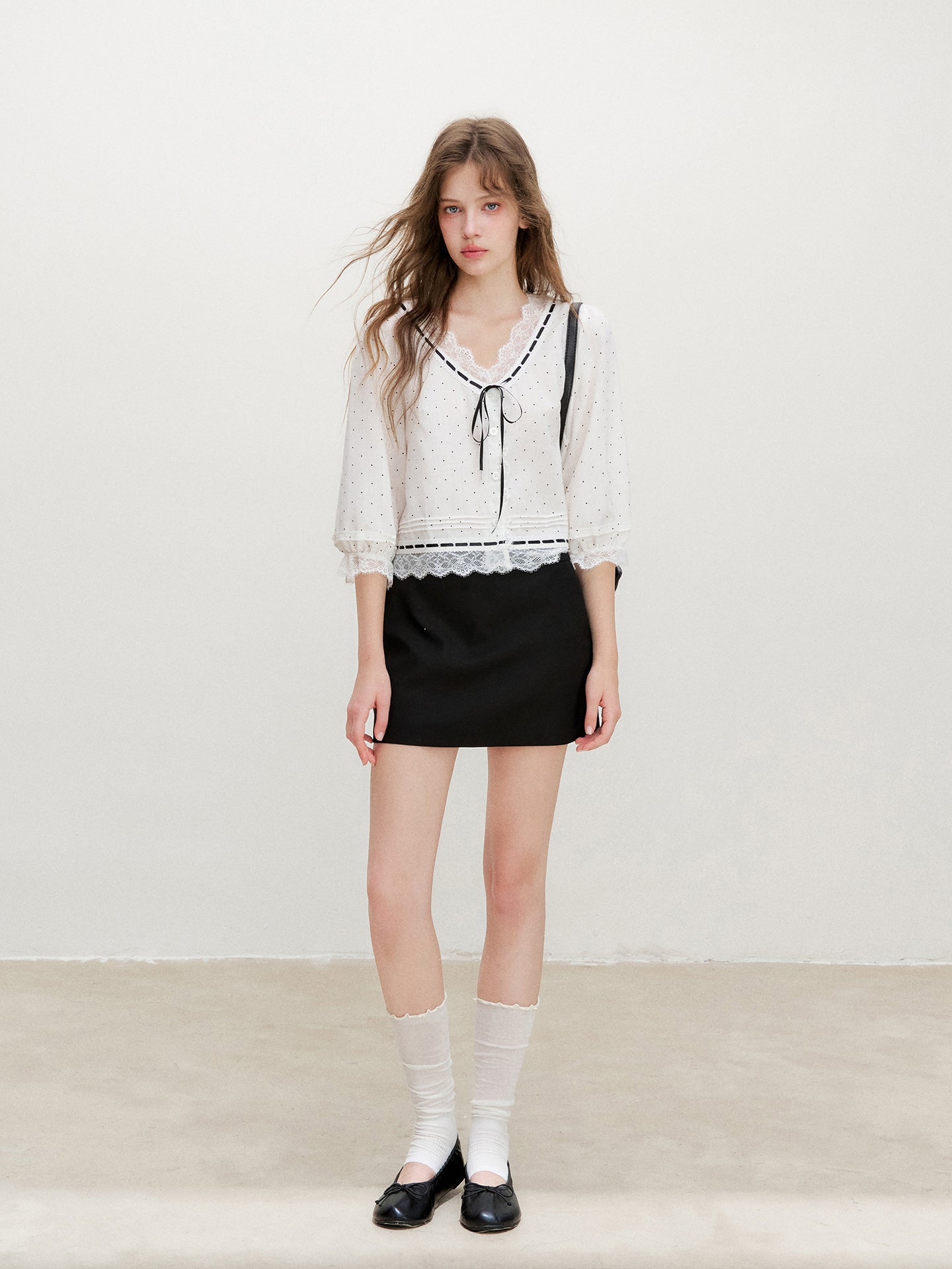 16DEWS 16D26361 Sheer Polka-Dot Tencel Cropped Blouse