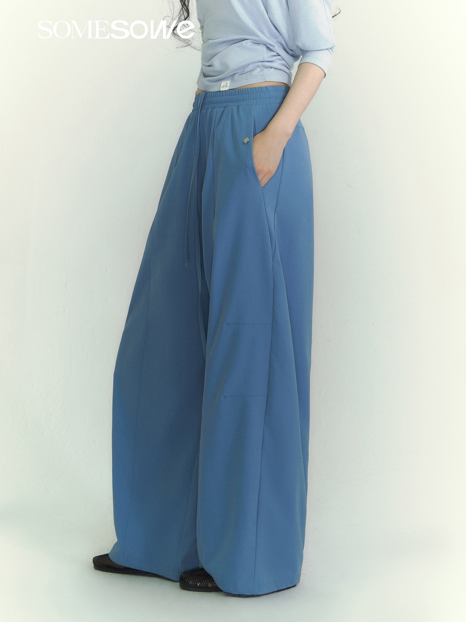 SOMESOWE S2609066 Light oxygen wide leg curved knife pants