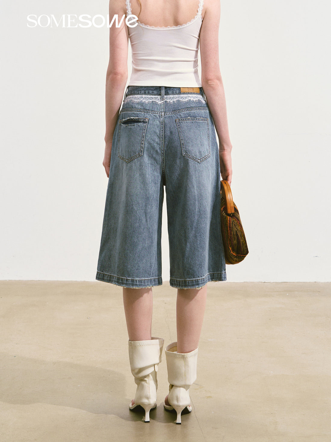 SOMESOWE S2508109 Lace printed wide leg denim shorts