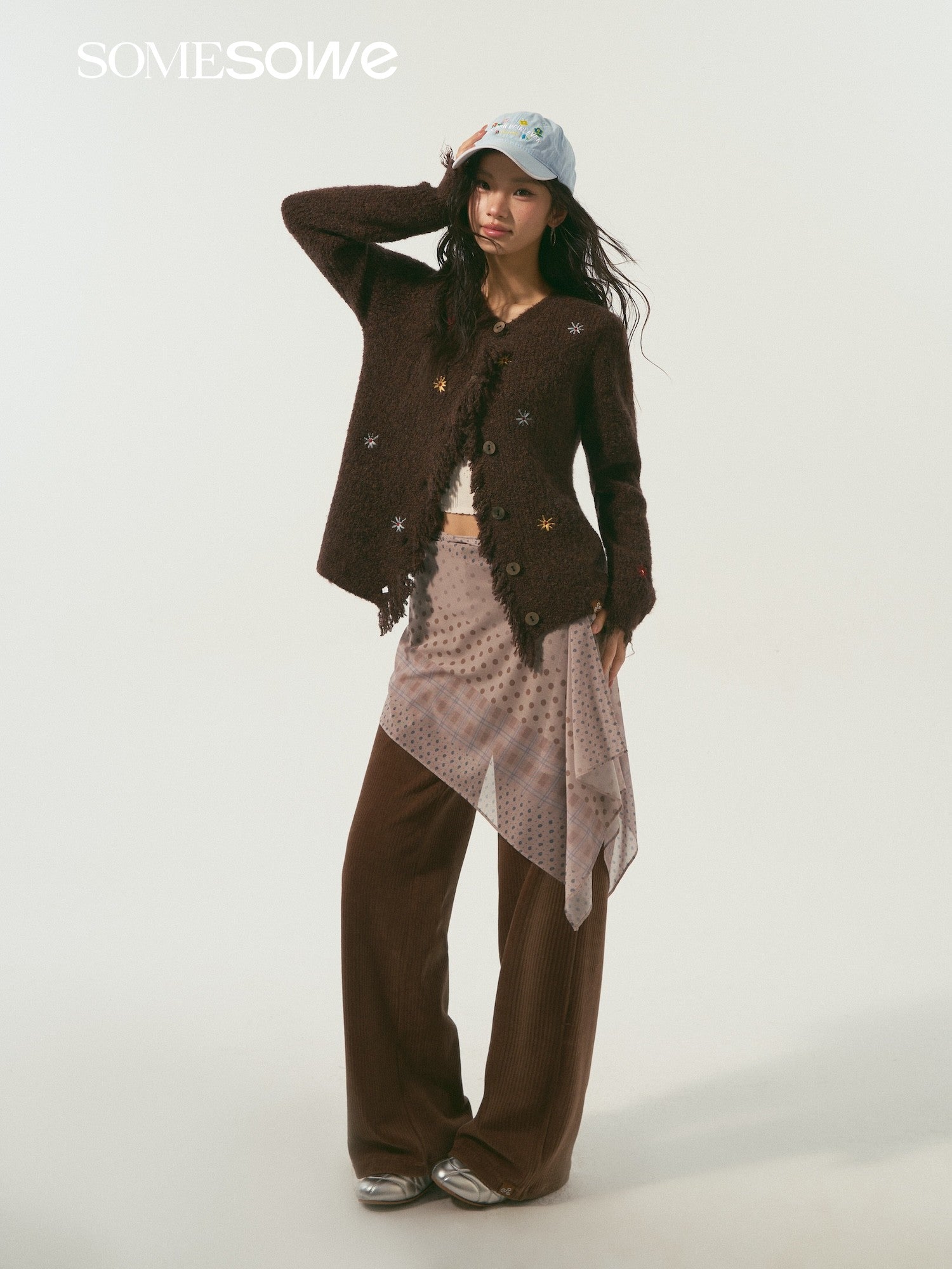 SOMESOWE S2509004 Nomadic style tassel flower cardigan