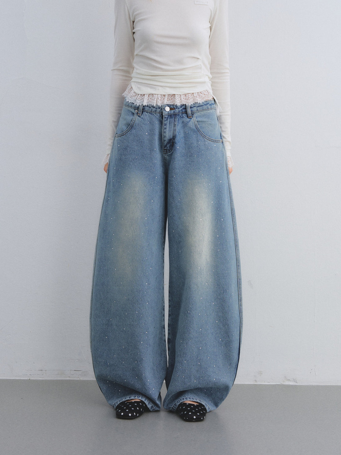 AsGony ASG25653 Hot stamping washed curved knife jeans