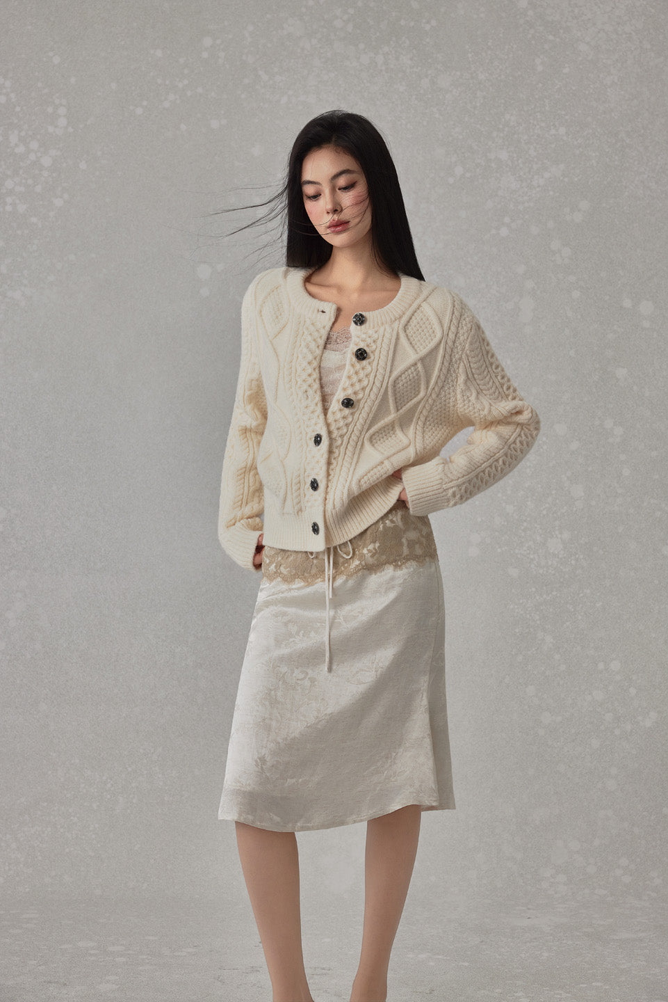 NONCESTNON N270 Twisted sweater