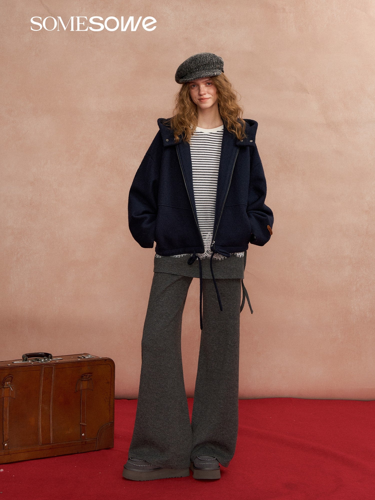 SOMESOWE S2508291 Hooded short wool coat