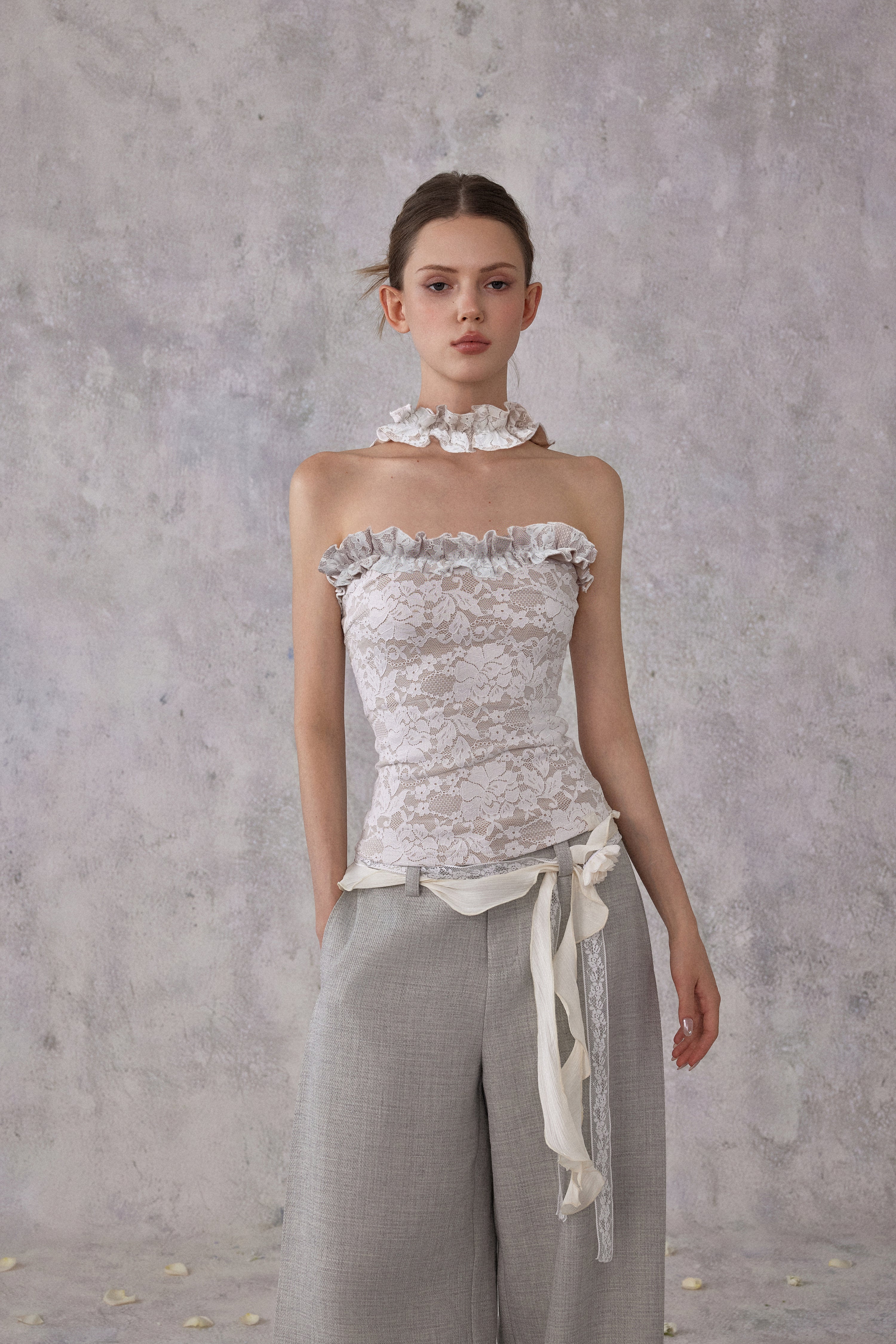NOMEANSNO in stock N189 Lace ruffle edge strapless top