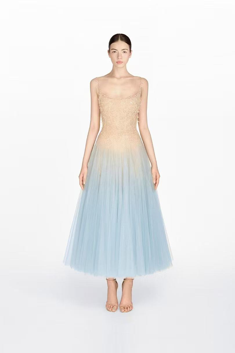 Montsand Blue Ombre Lace Midi Dress