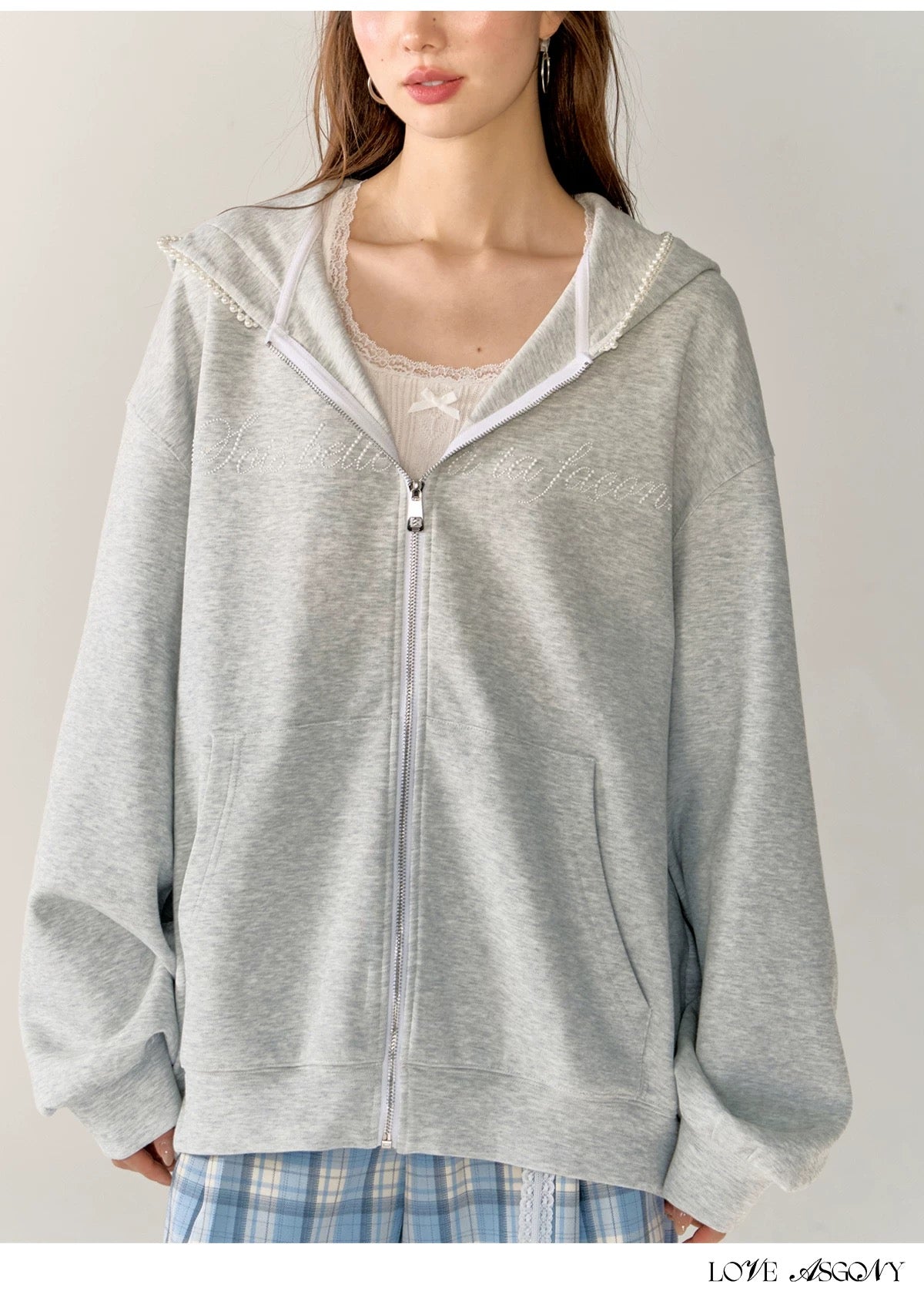 AsGony Grey Oversized Pearl Hoodie