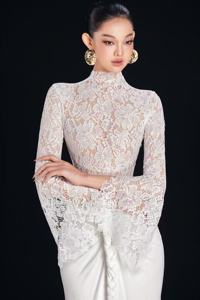 MAEL FEMME GWEN LACE BODYSUIT &amp; SADIE SKIRT(2 colors)