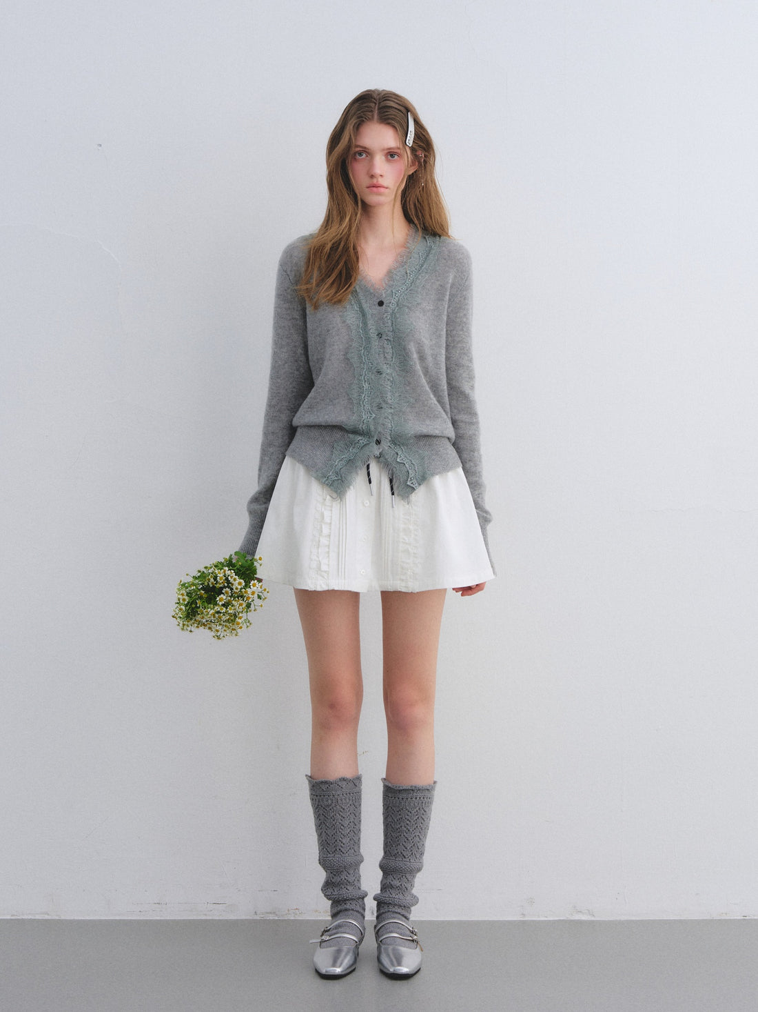 AsGony ASG25662 Sheep wool lace patchwork V-neck knitted sweater