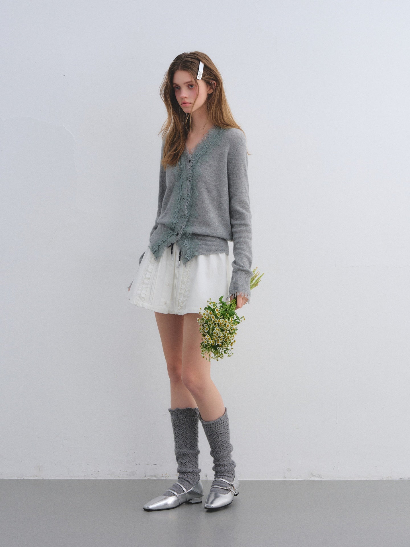 AsGony ASG25662 Sheep wool lace patchwork V-neck knitted sweater