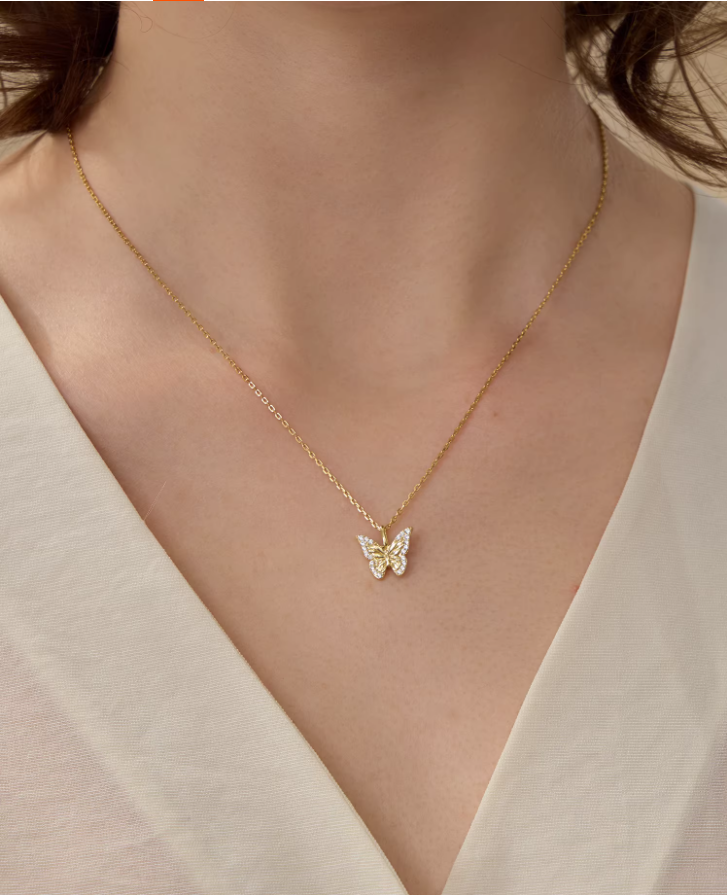 ARSIS Lucky symbol butterfly necklace