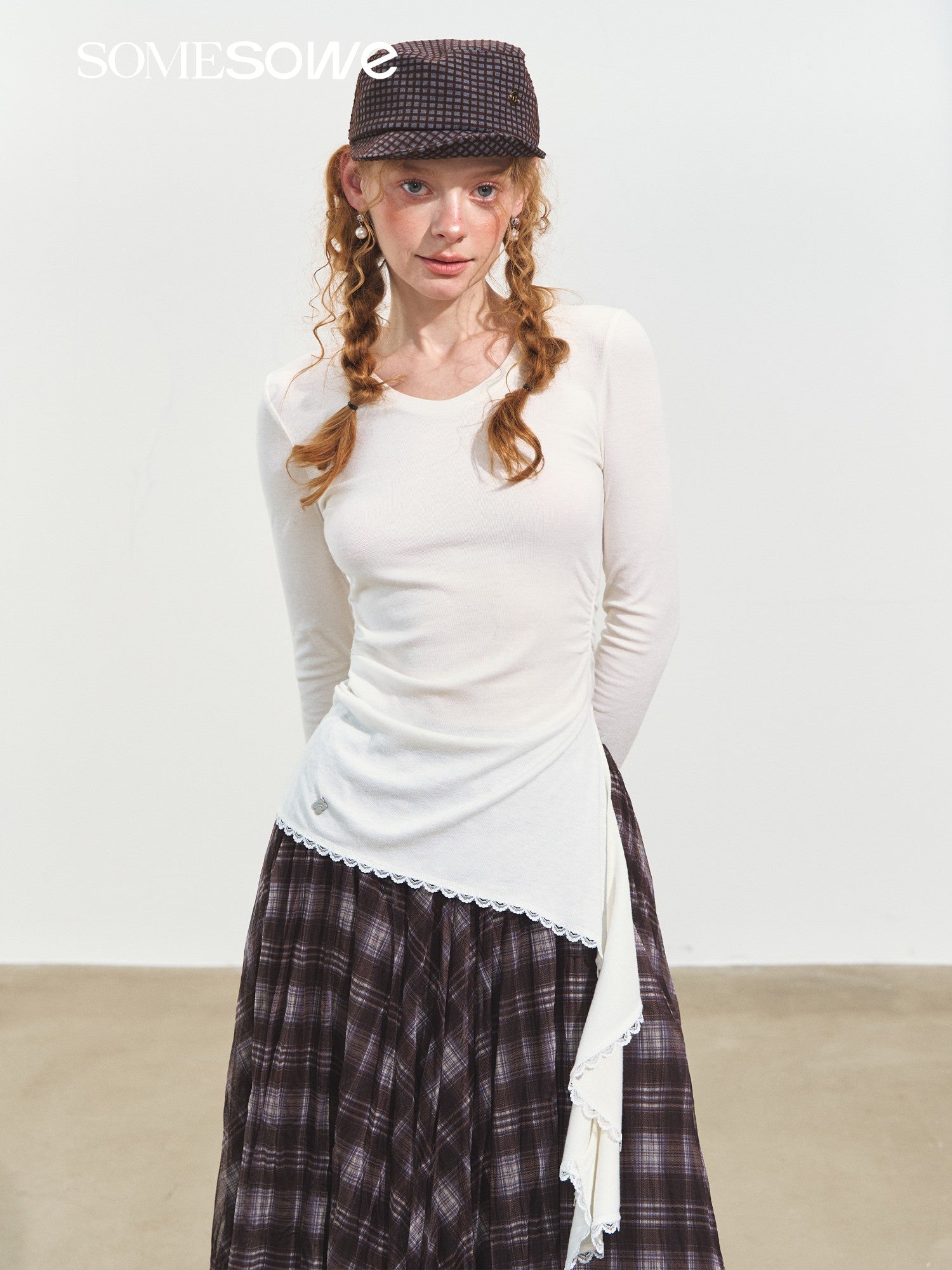 SOMESOWE S2508245 Asymmetric wrinkled top