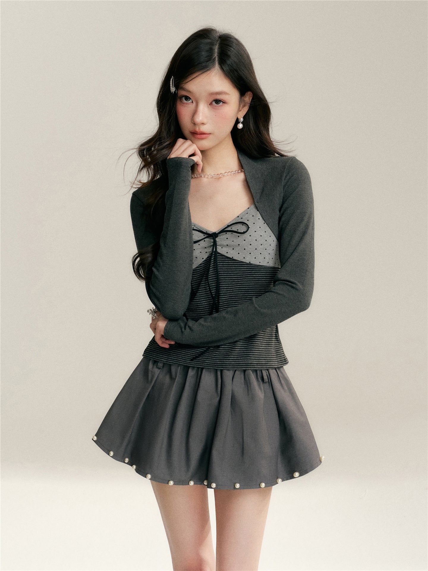 16DEWS 16D26045&amp;16D26046 Stripe contrasting fake two V-neck slim fit top + skirt set