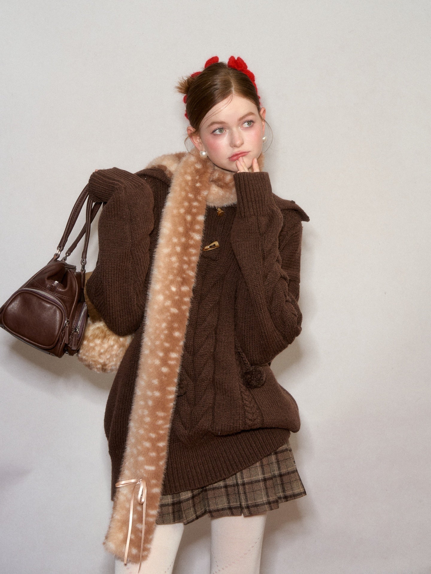 AsGony ASG25633 Warm and cute deer scarf and earmuffs