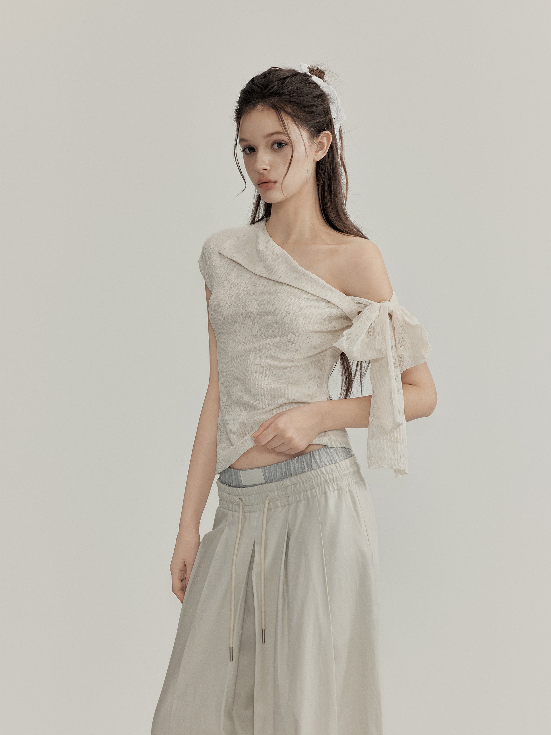 NOMEANSNO IN-STOCK N125 Slanted shoulder strap lace top