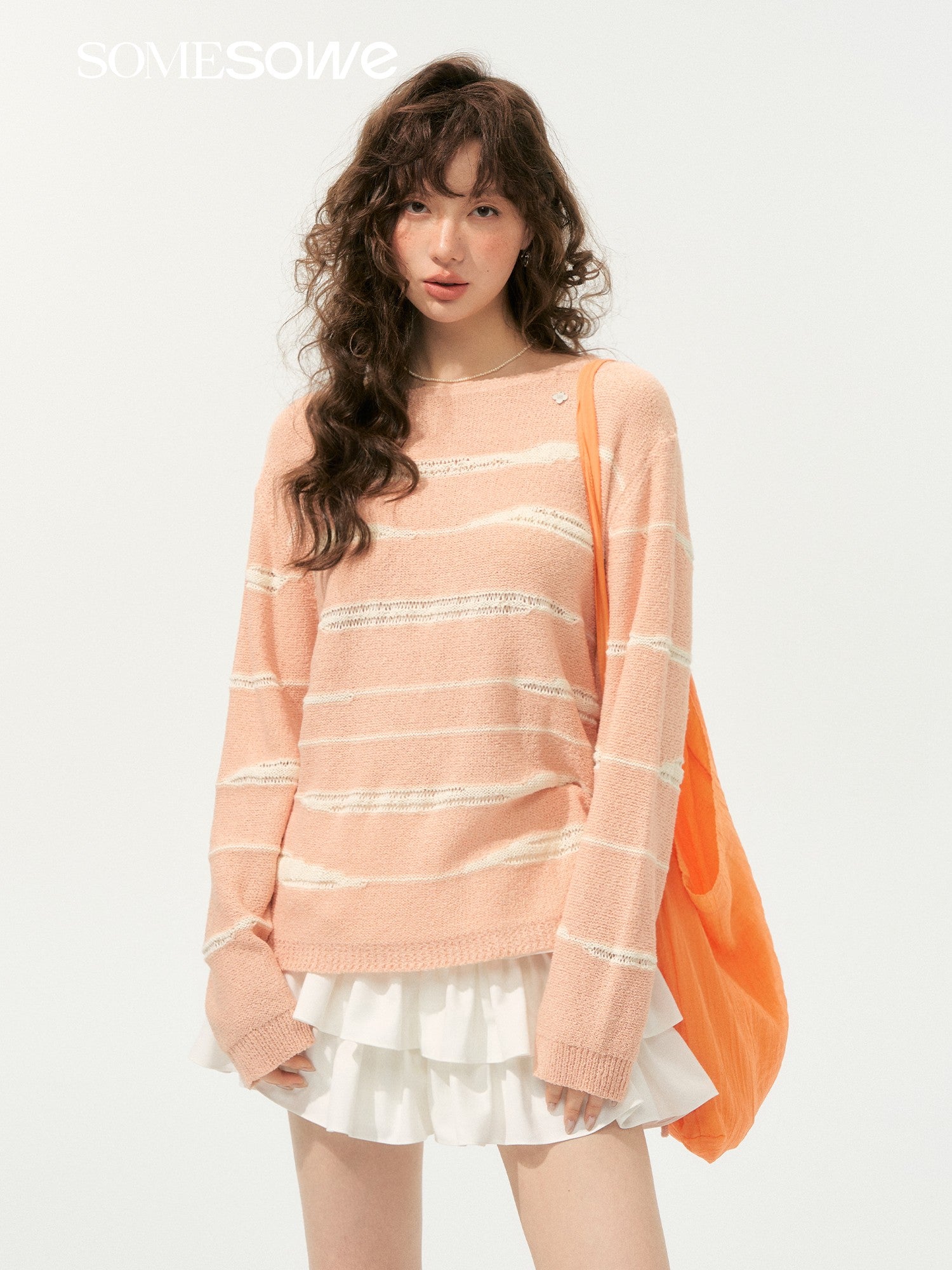 SOMESOWE S2508187 Irregular striped sweater
