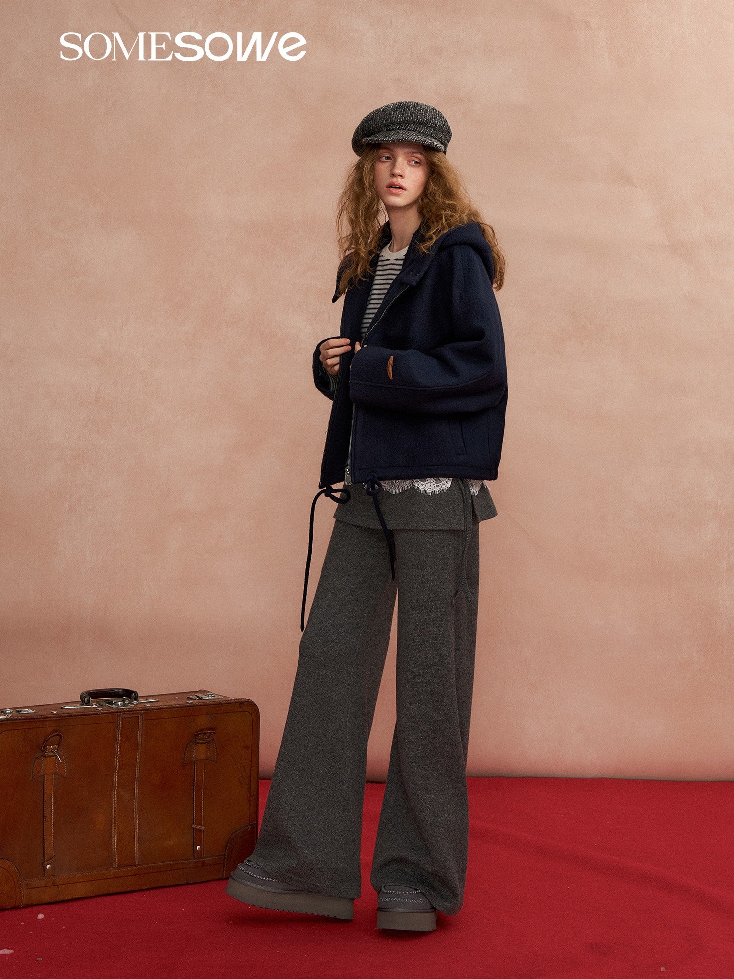 SOMESOWE S2508291 Hooded short wool coat