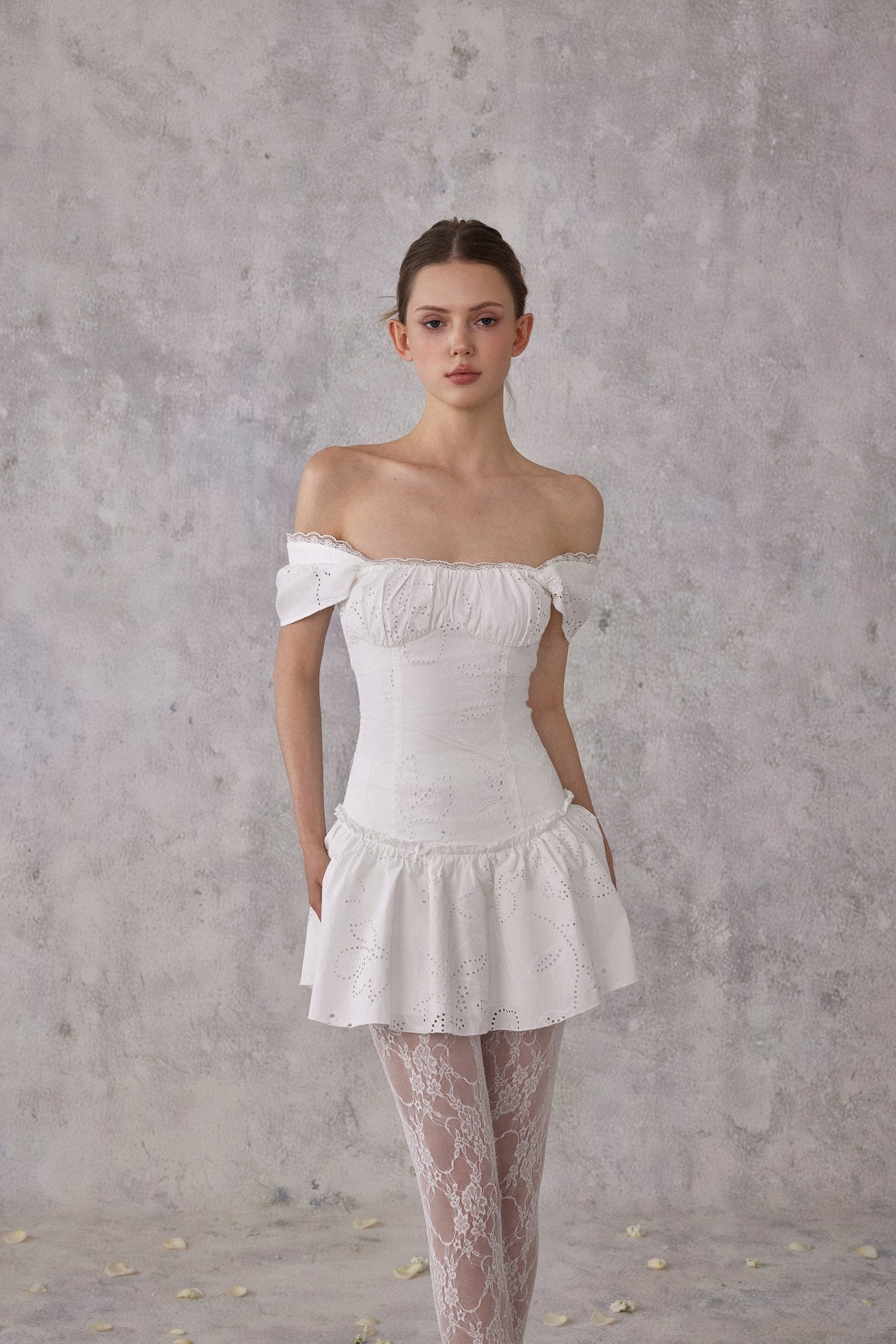 NOMEANSNO N195 Off shoulder lace dress