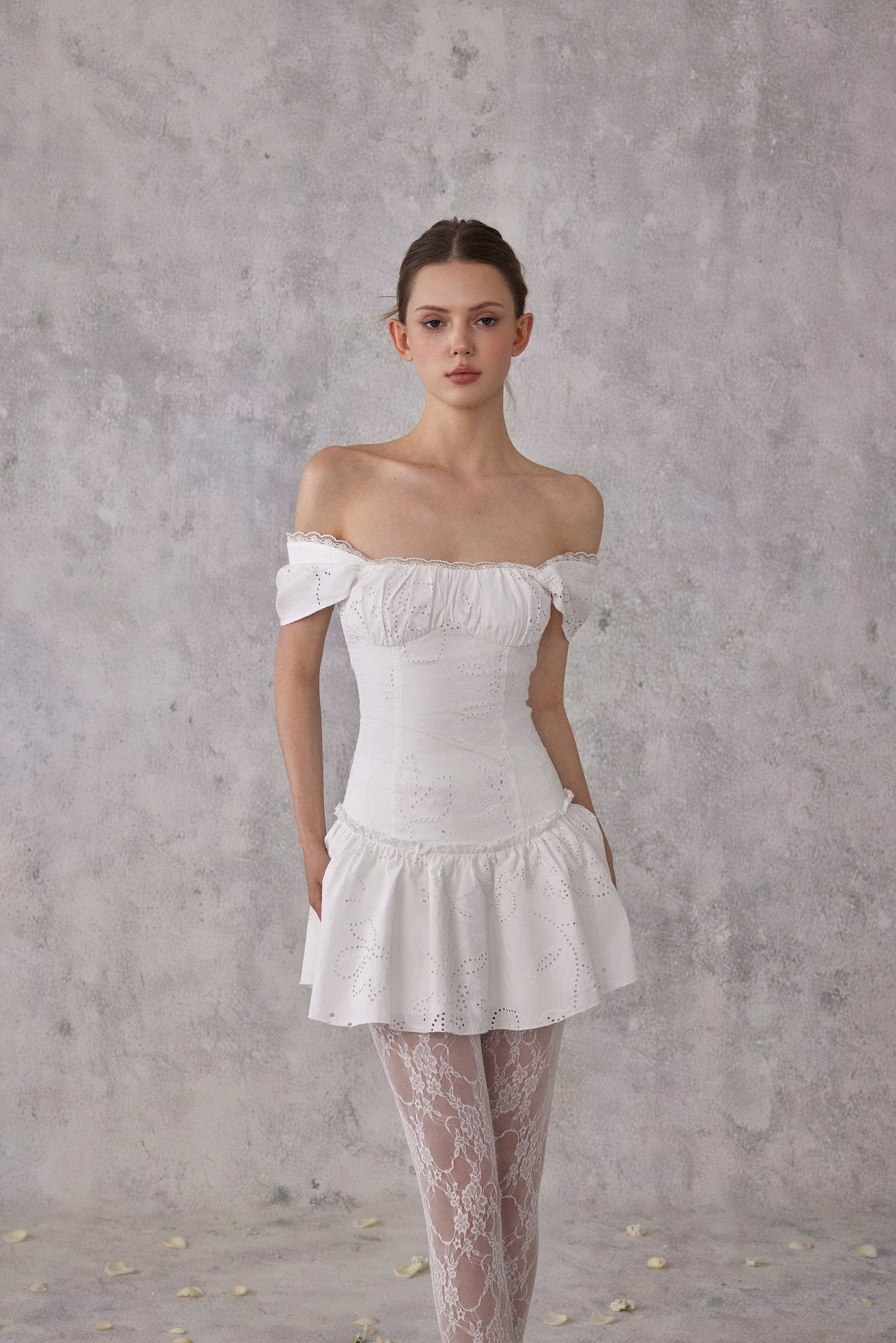 NOMEANSNO N195 Off shoulder lace dress