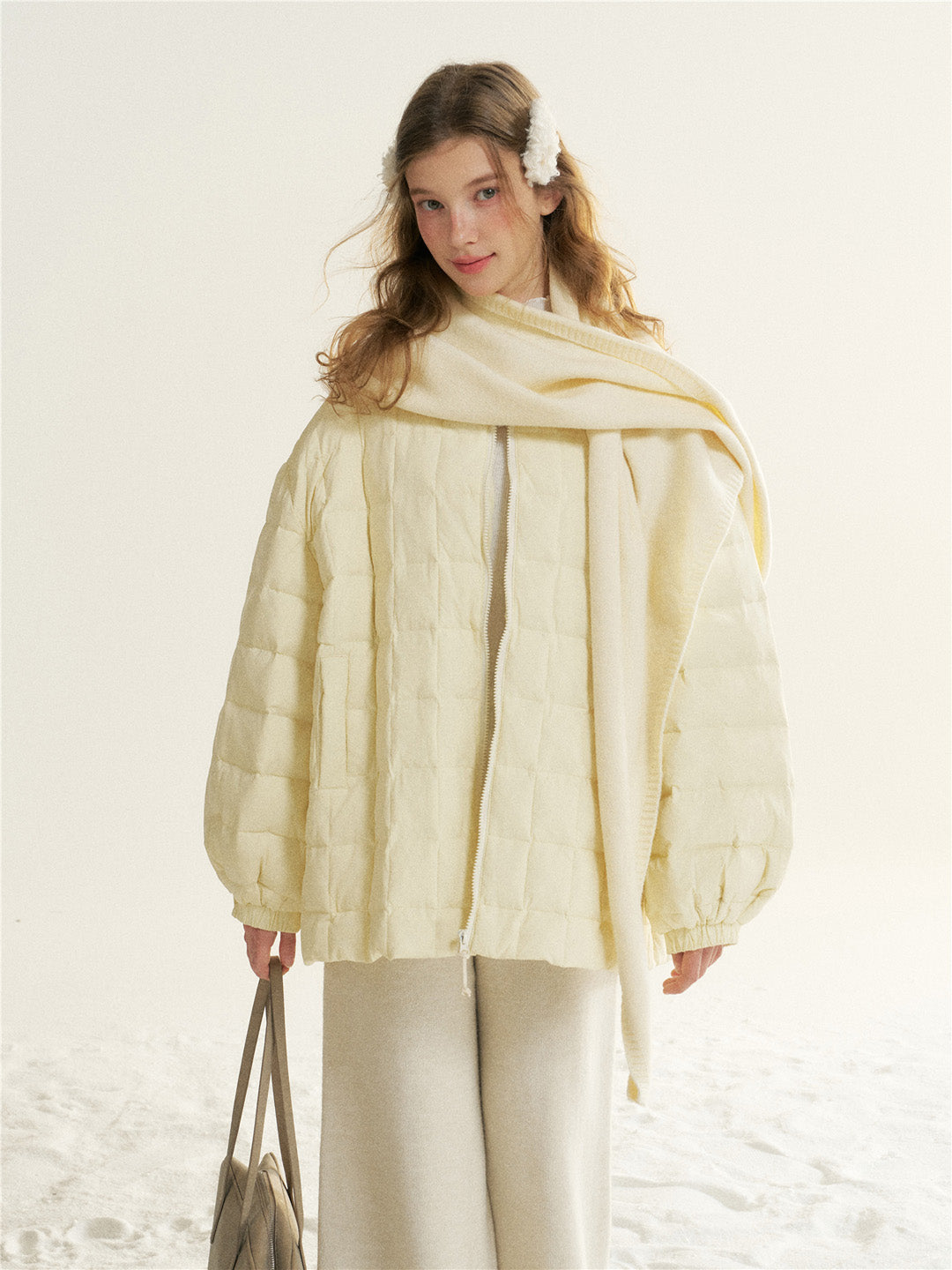 16DEWS 16D25533 White duck down mid length checkered down jacket