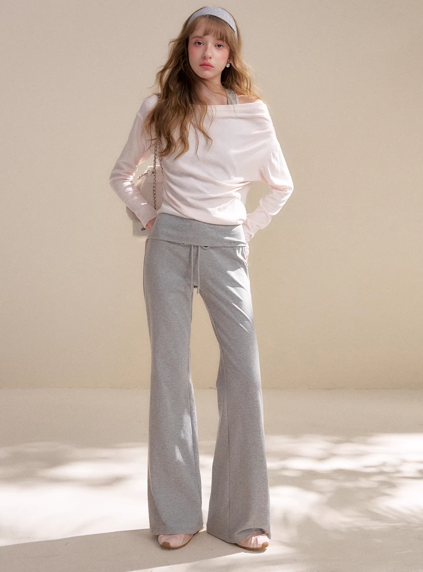 Kroche KZY8071&amp;KZY8072 Off shoulder contrasting T-shirt + pants