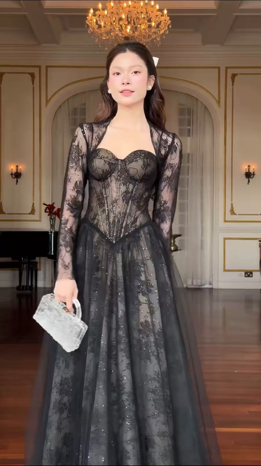 SOVI HOUSE Celina Black Dress