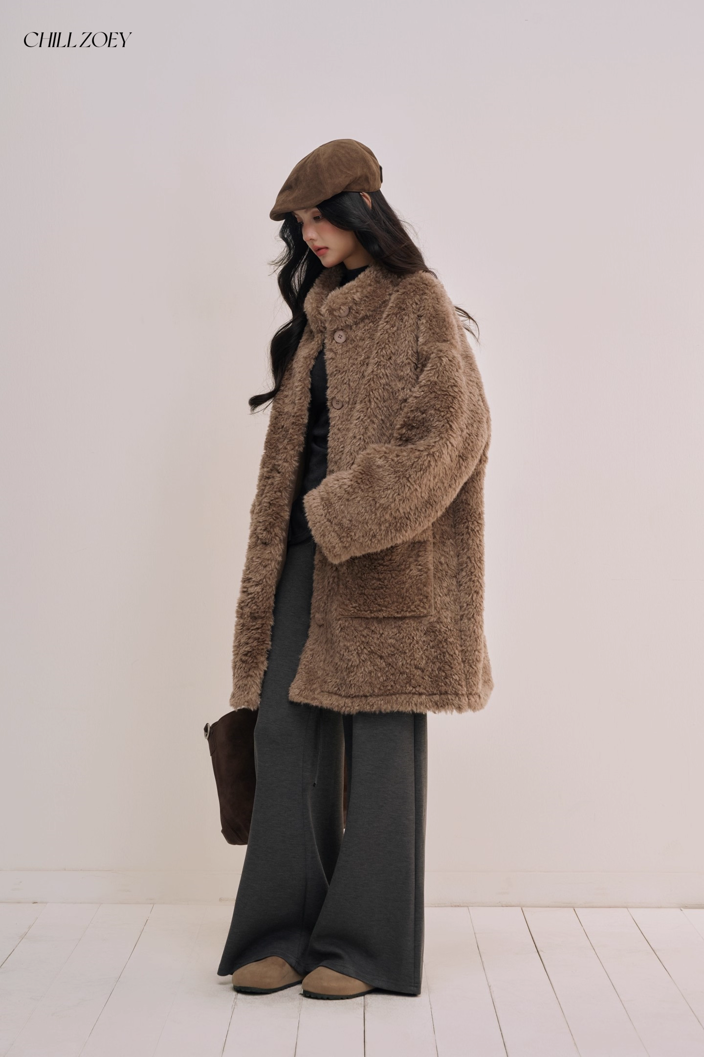 Chill Zoey M690324 Mid-Length Plush Coat(2color)