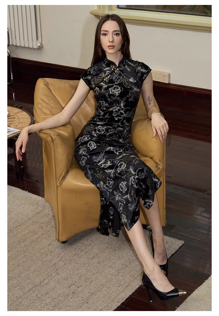 FINDYAWINGS Silver Black Cheongsam(2length)