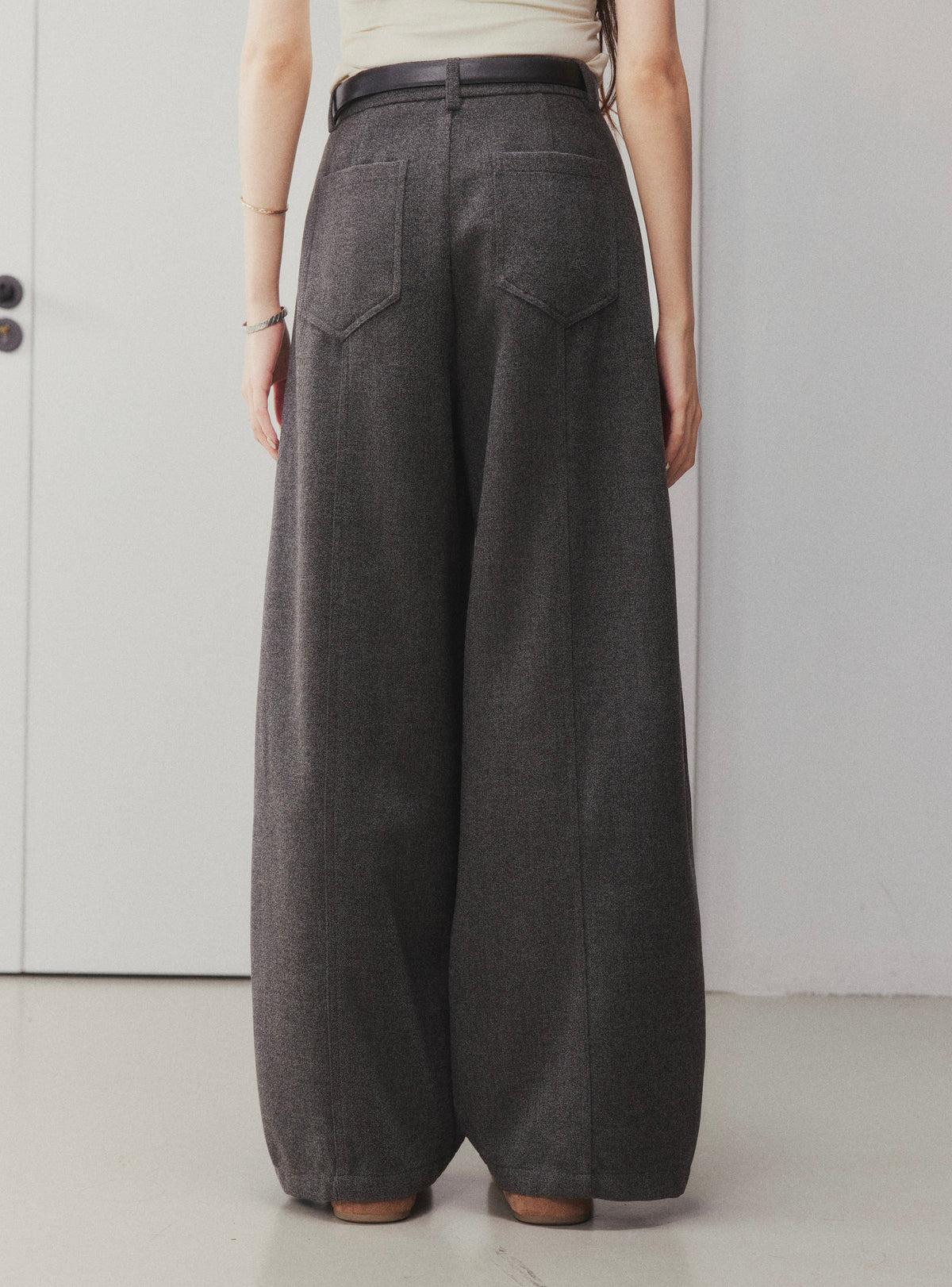 OTEBANBASS Ote260922 High-Waist Wool Balloon Pants