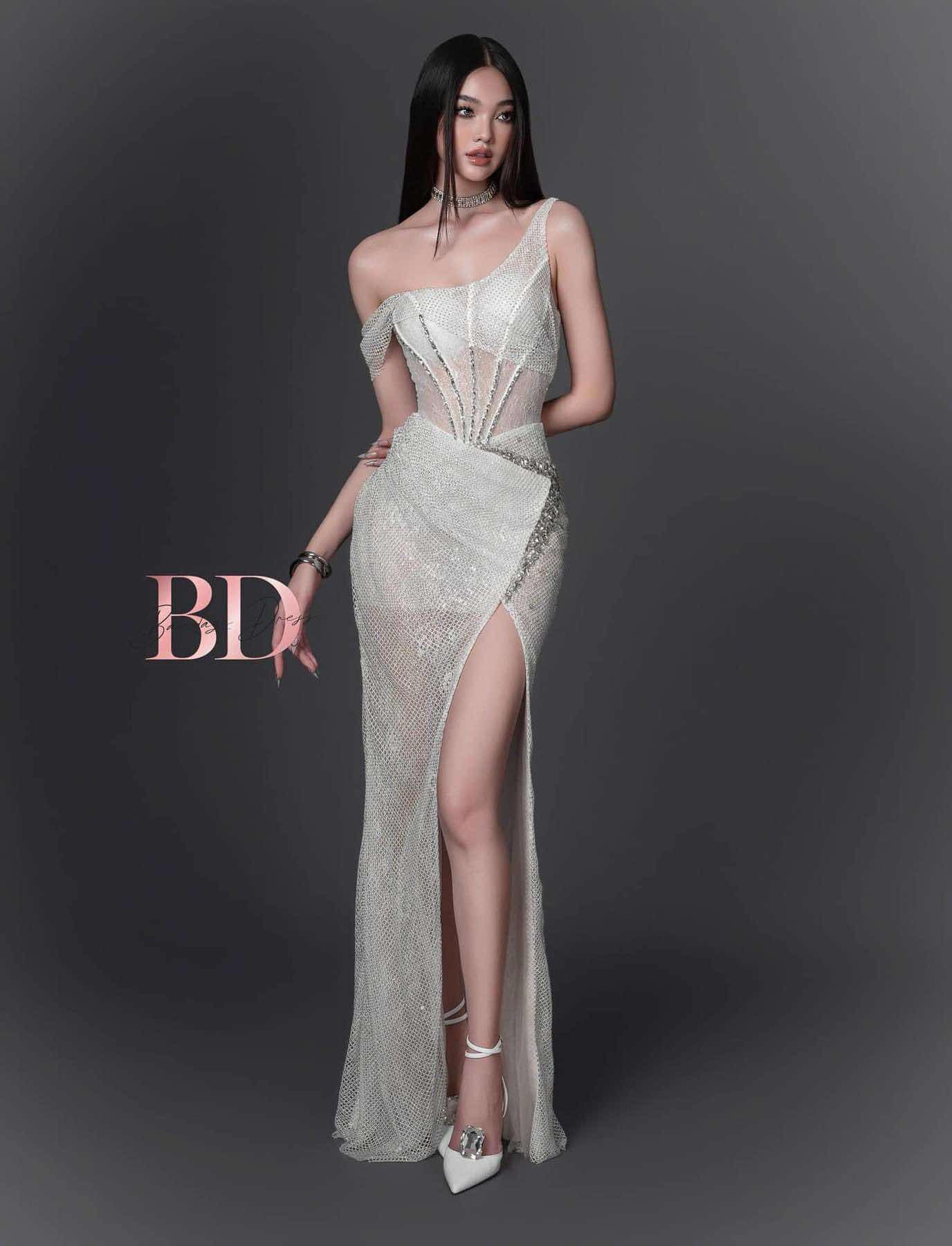 Bandage Dress [Best Seller] One-shoulder Diamond Dress