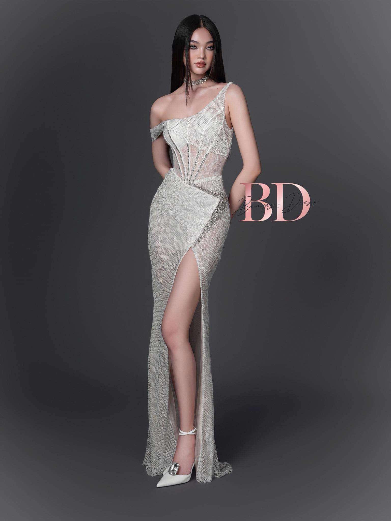 Bandage Dress [Best Seller] One-shoulder Diamond Dress