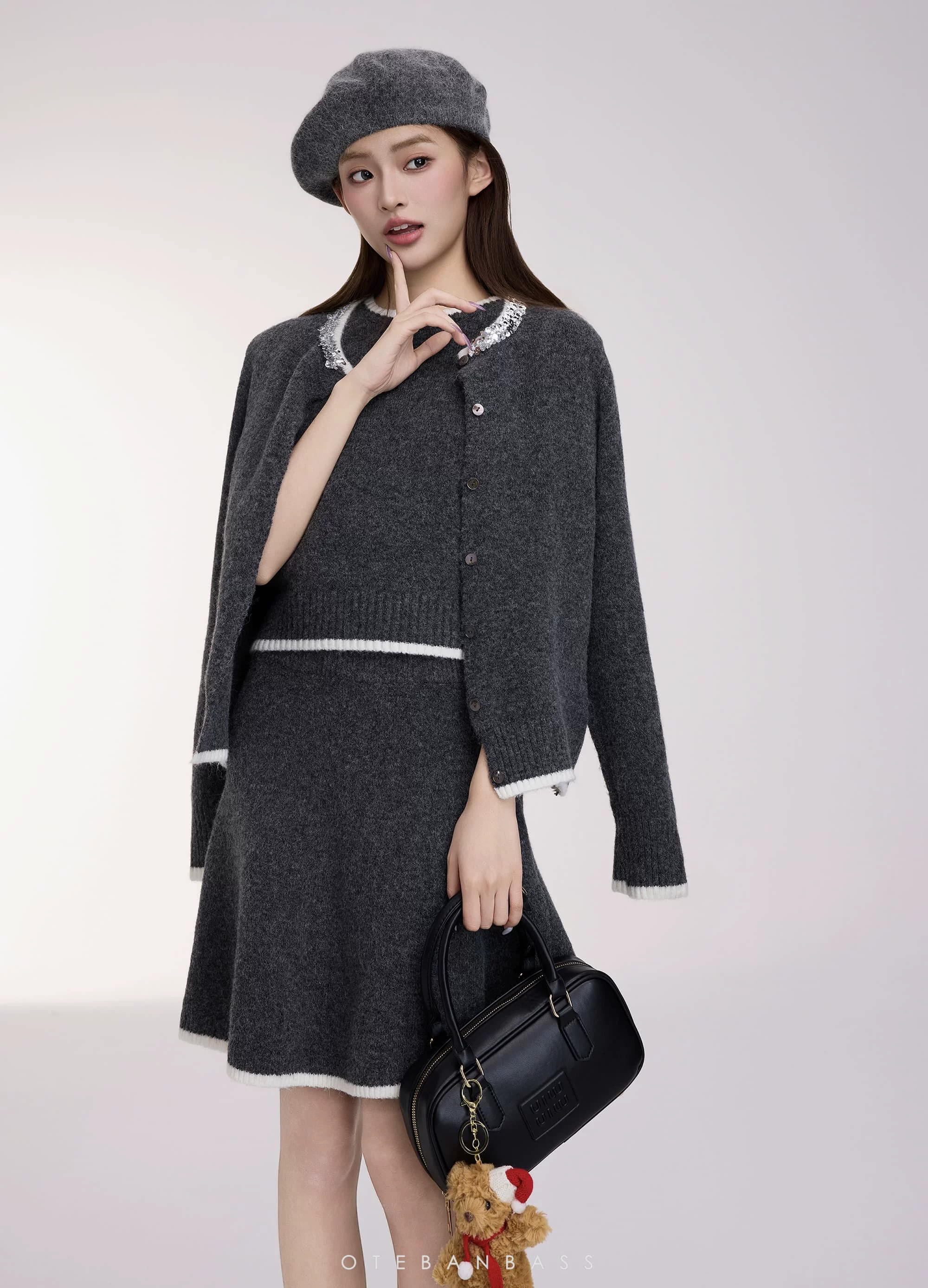 OTEBANBASS Grey Knit Three-Piece Outfit Set