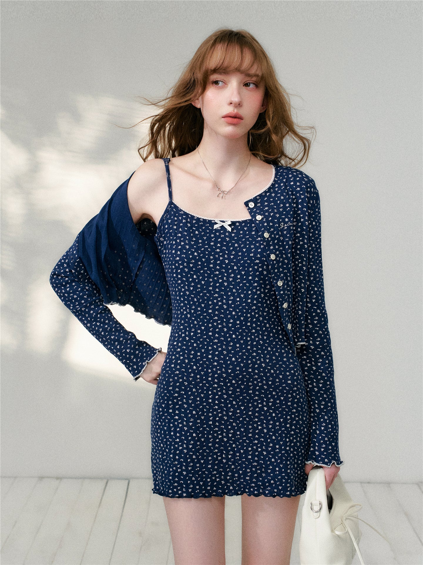 16DEWS 16D26129&amp;16D26130 Blue floral short cardigan + camisole dress