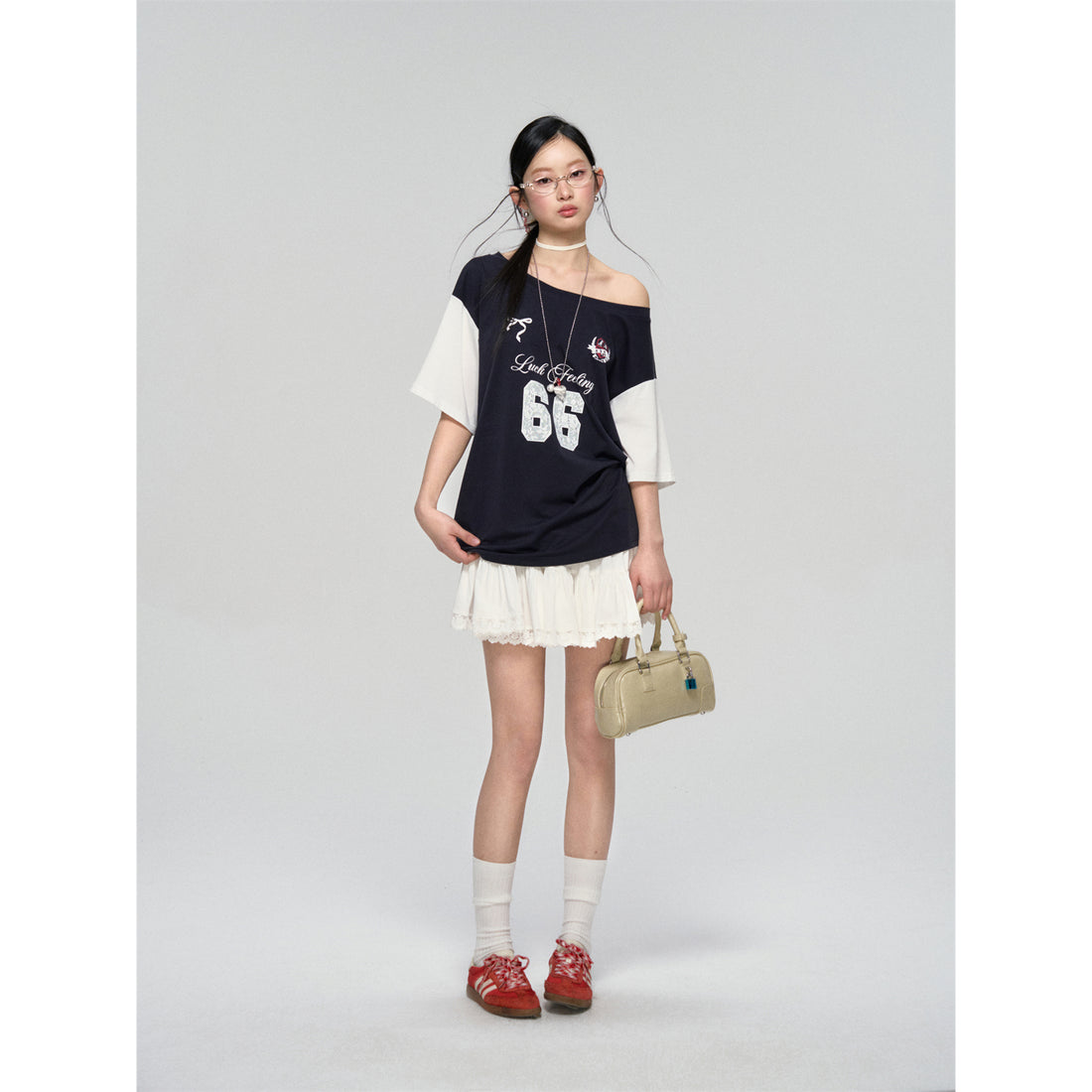 AsGony ASG25084 Off shoulder lace printed knitted T-shirt