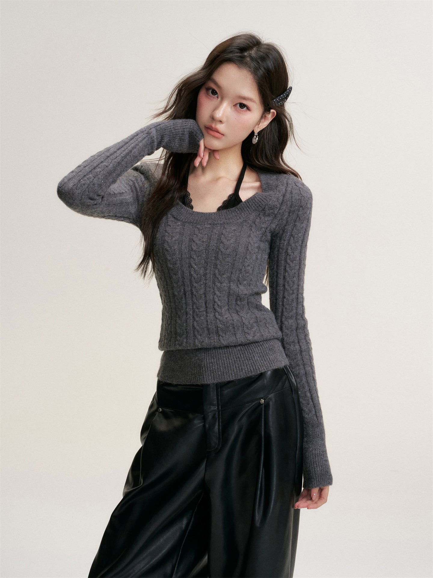 16DEWS 16D25481 Twisted floral texture fake two slim fit base top