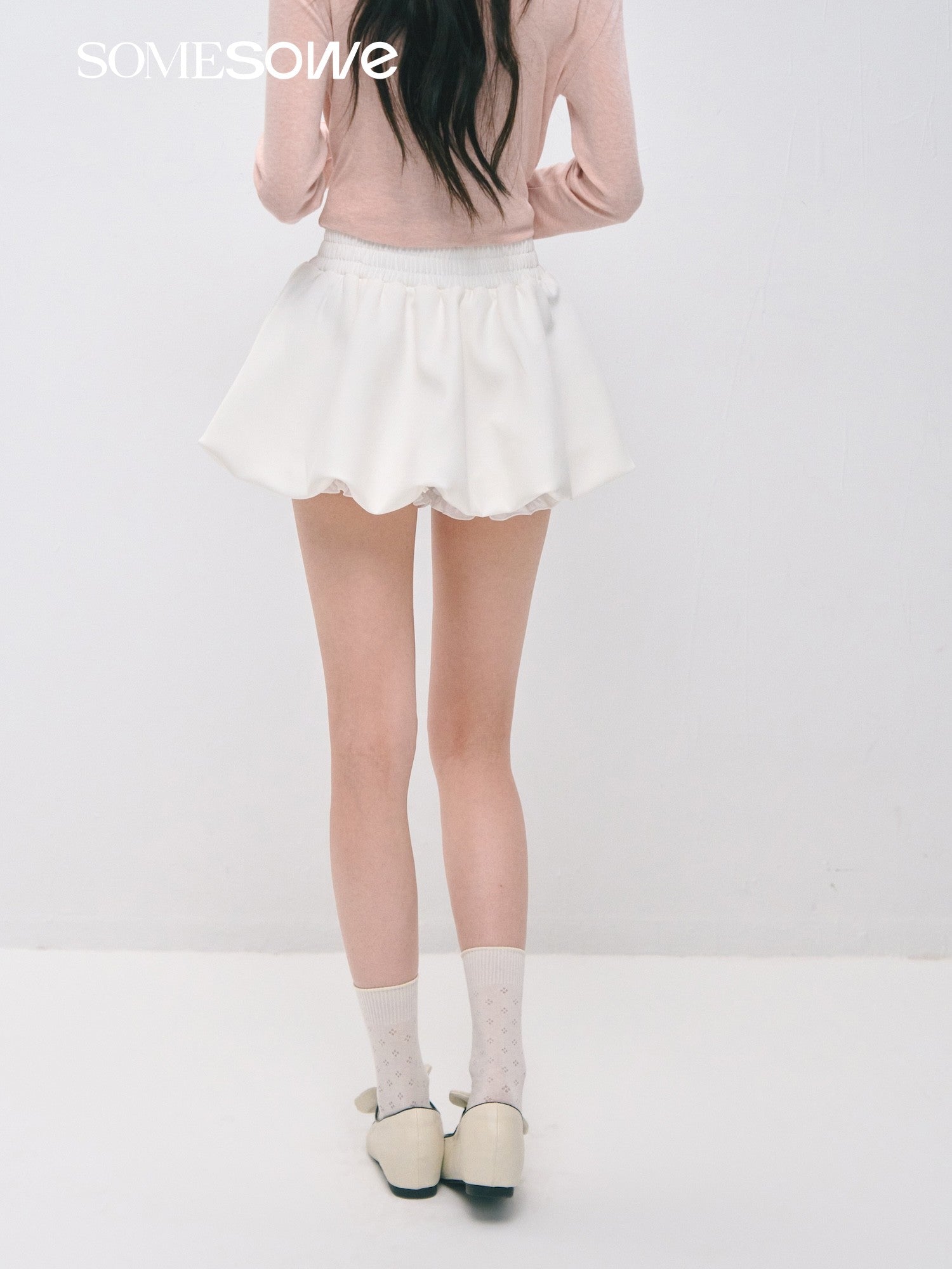 SOMESOWE S2609038 Preppy style pleated flower bud short skirt