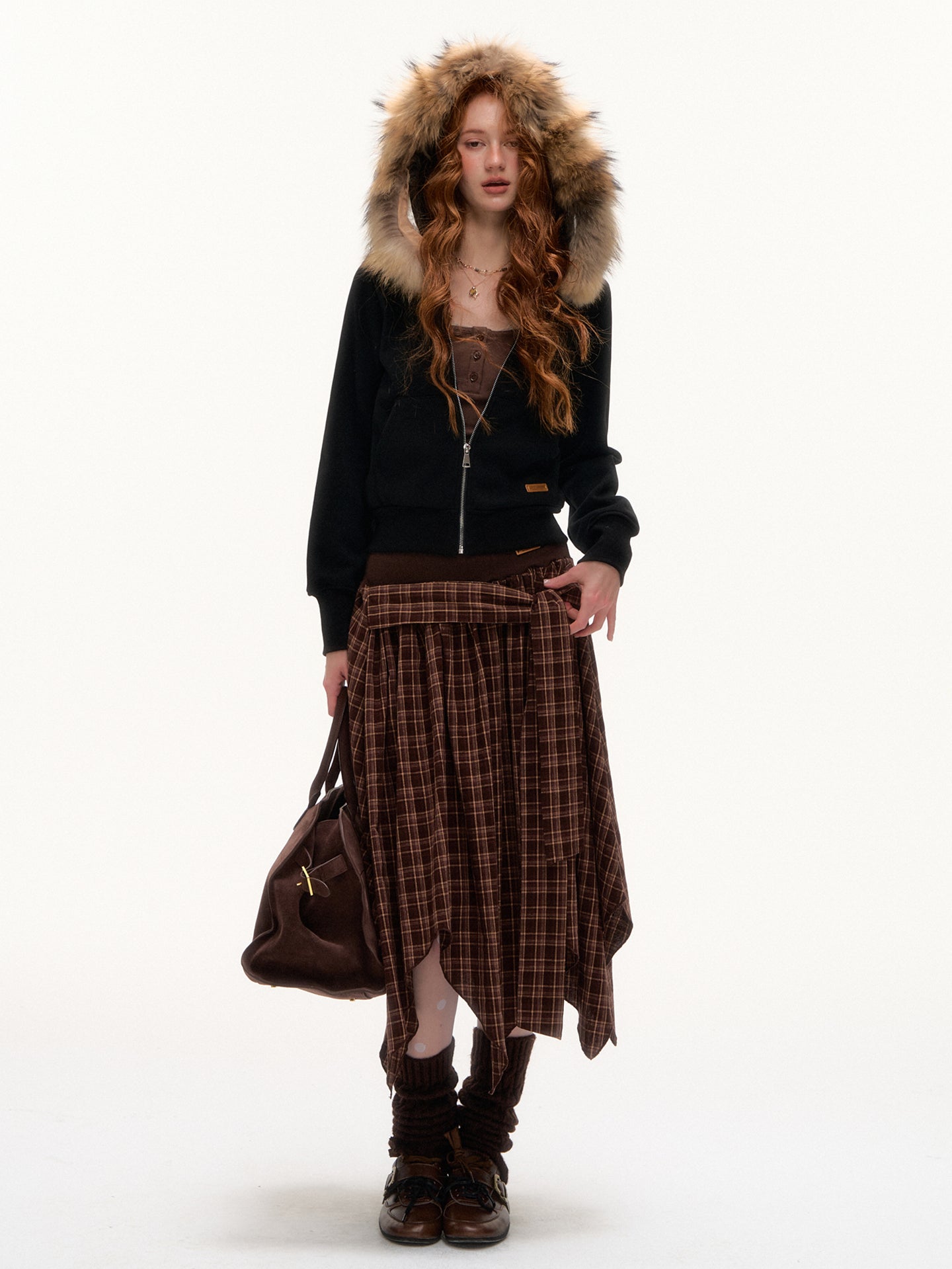 AsGony ASG25412 Off shoulder checkered spliced cross sweater