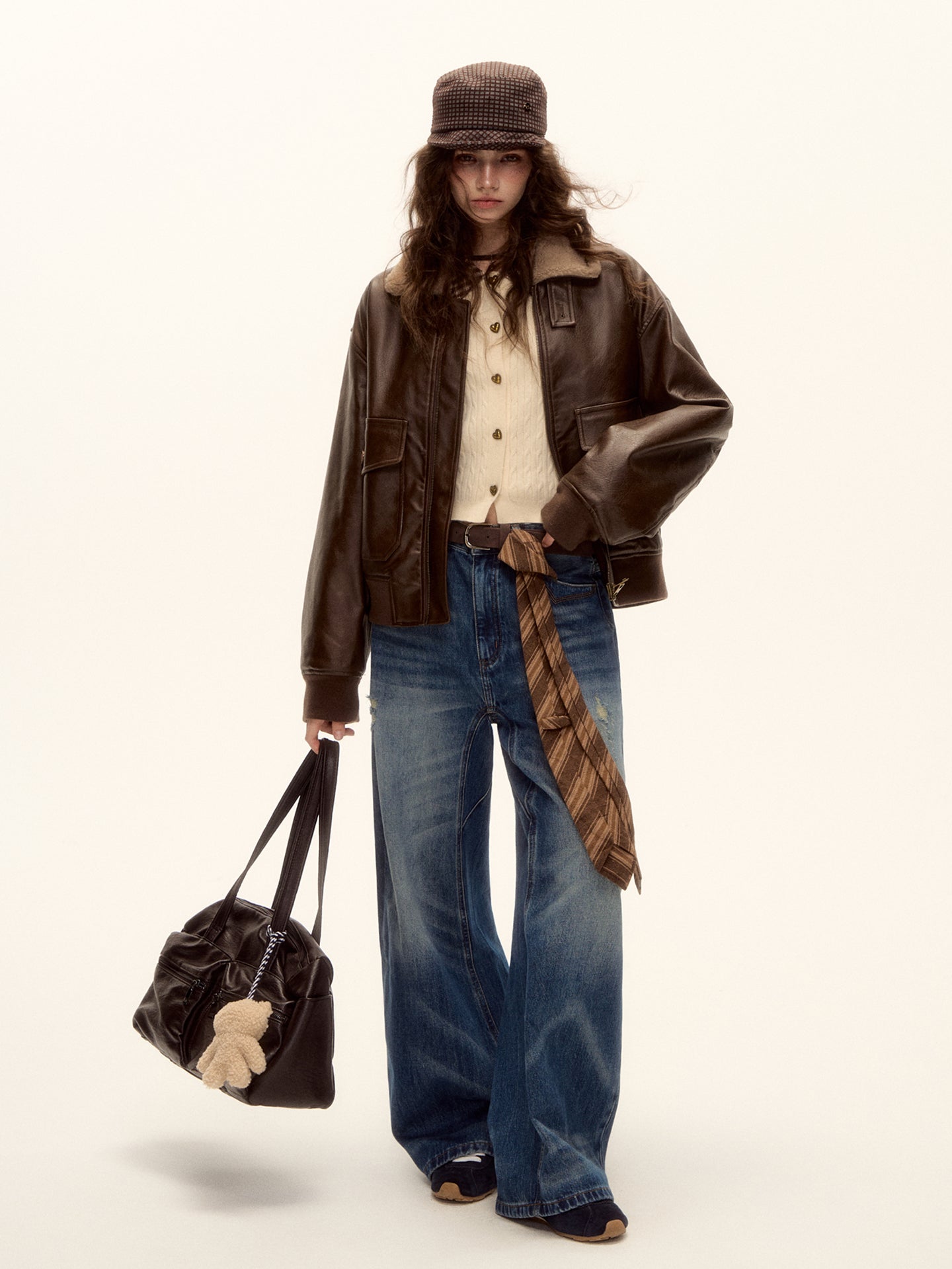 AsGony ASG25513 Ripped water washed curved knife jeans